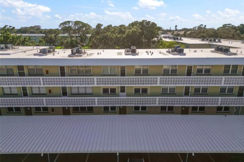 Copropriété à vendre à Saint Petersburg, Floride: 2 chambres, 96.15 m2 № 1850218 - photo 27