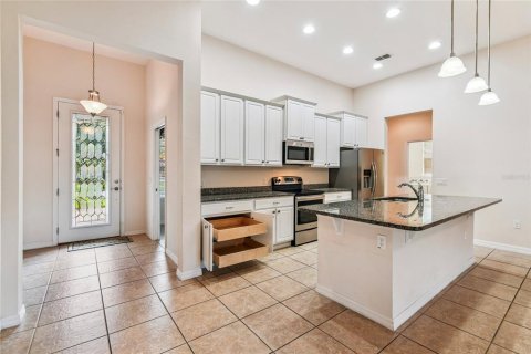 Villa ou maison à vendre à Poinciana, Floride: 2 chambres, 190.73 m2 № 1877274 - photo 14