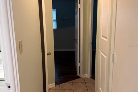 Casa en venta en Sarasota, Florida, 2 dormitorios, 117.99 m2 № 2150621 - foto 5