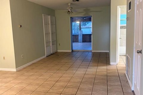 Casa en venta en Sarasota, Florida, 2 dormitorios, 117.99 m2 № 2150621 - foto 2