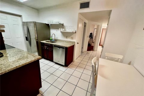 Снять в аренду квартиру в Орландо, Флорида 2 комнаты, 64.1м2, № 1833577 - фото 6