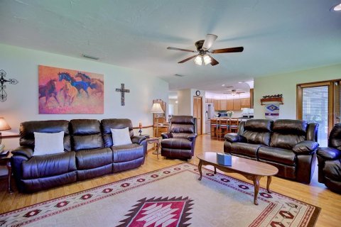 House in Avon Park, Florida 3 bedrooms, 172.89 sq.m. № 1894386 - photo 18