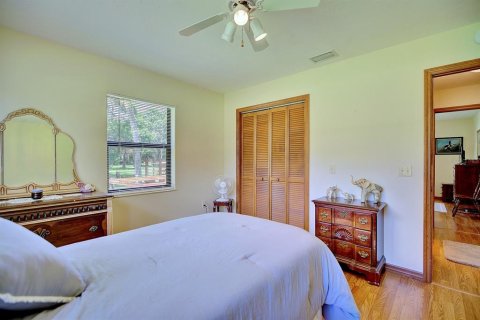 House in Avon Park, Florida 3 bedrooms, 172.89 sq.m. № 1894386 - photo 26