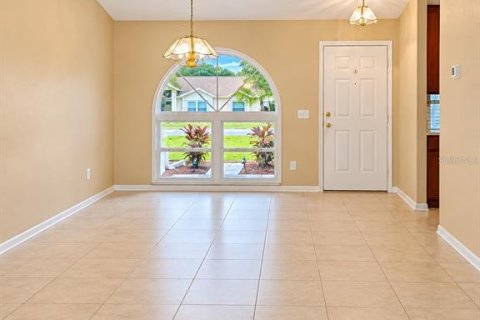 Casa en venta en Land O' Lakes, Florida, 3 dormitorios, 158.77 m2 № 2381231 - foto 2