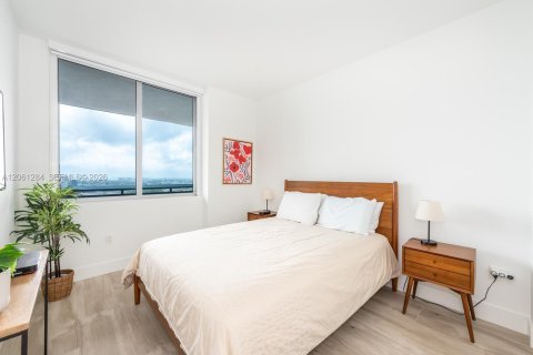 Copropriété à vendre à North Miami Beach, Floride: 2 chambres, 104.24 m2 № 2185556 - photo 16