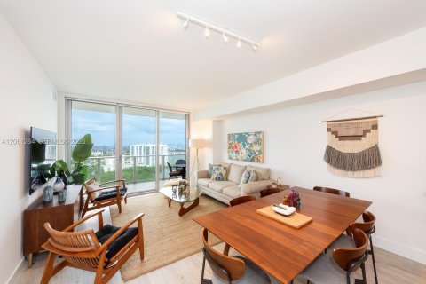 Copropriété à vendre à North Miami Beach, Floride: 2 chambres, 104.24 m2 № 2185556 - photo 3