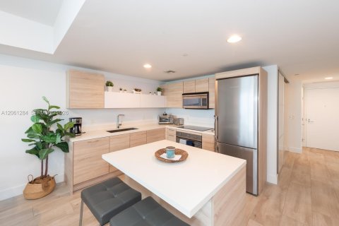 Copropriété à vendre à North Miami Beach, Floride: 2 chambres, 104.24 m2 № 2185556 - photo 8