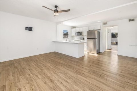 Immobilier commercial à vendre à Flagler Beach, Floride: 4 chambres, 245.26 m2 № 2355949 - photo 10