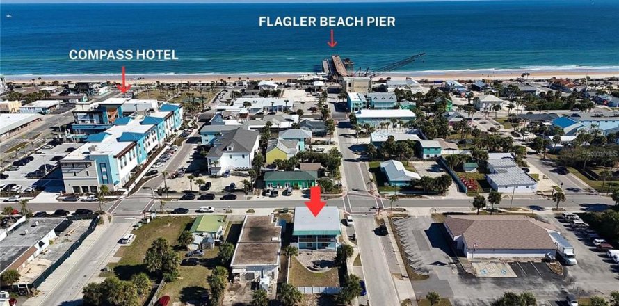 Immobilier commercial à Flagler Beach, Floride 4 chambres, 245.26 m2 № 2355949