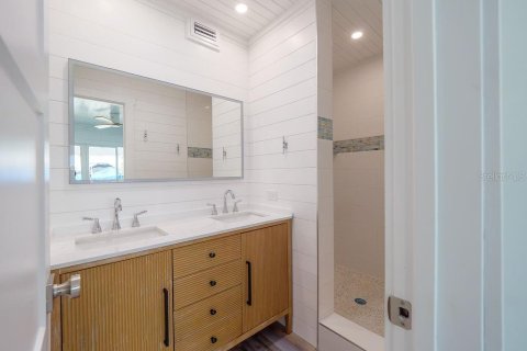 House in Holmes Beach, Florida 2 bedrooms, 97.55 sq.m. № 1873323 - photo 28