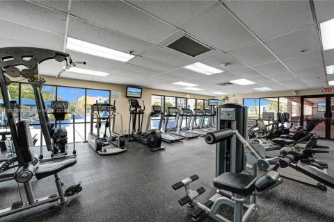 Condo in Sunrise, Florida, 2 bedrooms  № 1811474 - photo 25