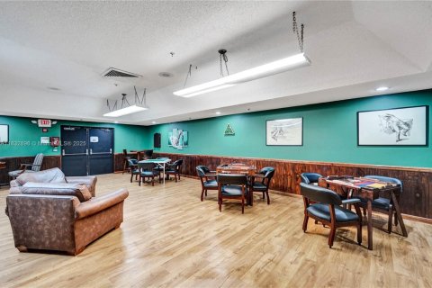 Condo in Sunrise, Florida, 2 bedrooms  № 1811474 - photo 30