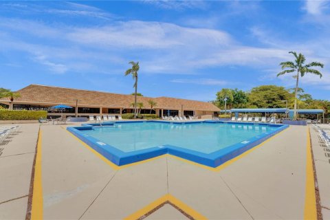 Condo in Sunrise, Florida, 2 bedrooms  № 1811474 - photo 22