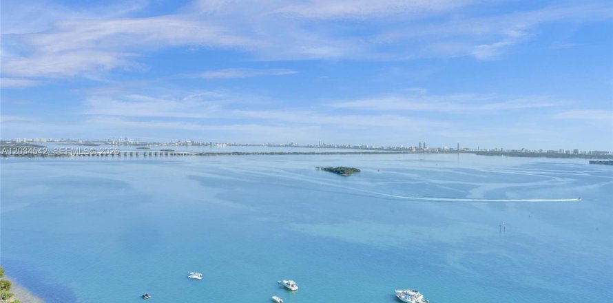 Condo à Miami, Floride, 2 chambres № 2154661