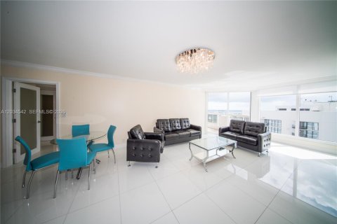 Copropriété à louer à Miami, Floride: 2 chambres, 137.4 m2 № 2154661 - photo 11