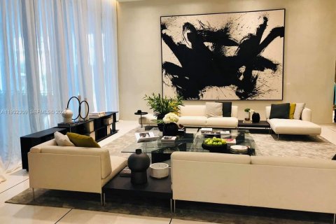 Copropriété à louer à Miami, Floride: 2 chambres, 123.19 m2 № 1990831 - photo 22