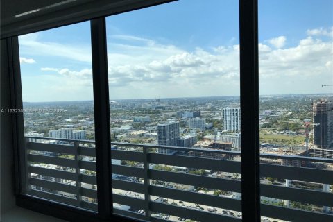 Copropriété à louer à Miami, Floride: 2 chambres, 123.19 m2 № 1990831 - photo 10