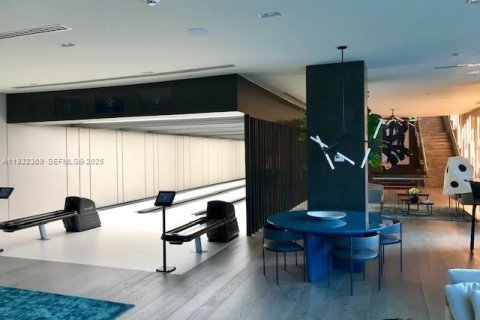 Copropriété à louer à Miami, Floride: 2 chambres, 123.19 m2 № 1990831 - photo 18