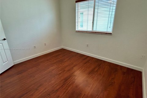 Купить виллу или дом в Майами, Флорида 4 спальни, 207.73м2, № 1930610 - фото 22