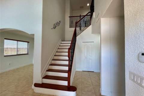 Купить виллу или дом в Майами, Флорида 4 спальни, 207.73м2, № 1930610 - фото 7