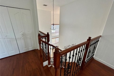 Купить виллу или дом в Майами, Флорида 4 спальни, 207.73м2, № 1930610 - фото 27