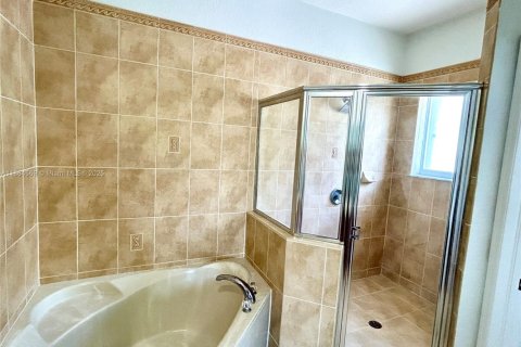 Купить виллу или дом в Майами, Флорида 4 спальни, 207.73м2, № 1930610 - фото 17