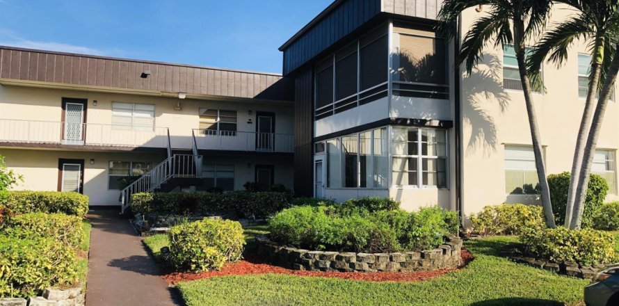 Condo in Delray Beach, Florida, 2 bedrooms № 2392910