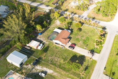 House in Loxahatchee Groves, Florida 3 bedrooms, 148.09 sq.m. № 2068240 - photo 5