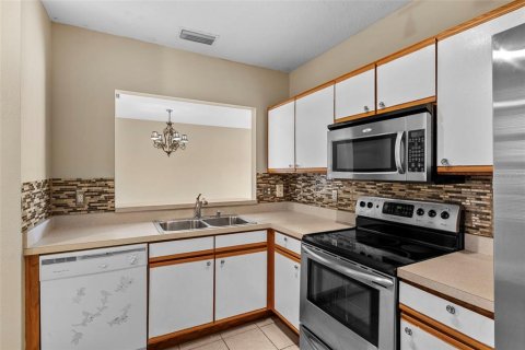 Condo in Riverview, Florida, 3 bedrooms  № 1903270 - photo 5