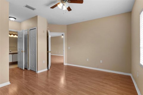 Condo in Riverview, Florida, 3 bedrooms  № 1903270 - photo 18