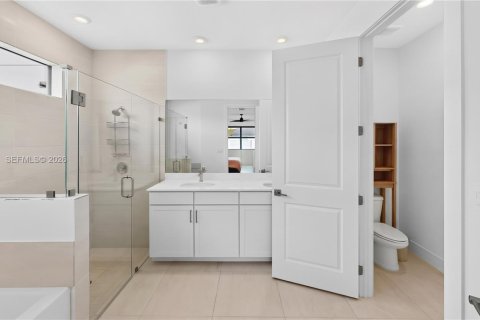 Купить виллу или дом в Хомстед, Флорида 4 спальни, 216м2, № 2405986 - фото 21