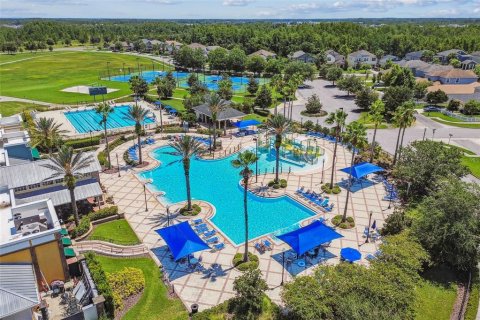 Villa ou maison à vendre à Land O' Lakes, Floride: 4 chambres, 213.02 m2 № 2115744 - photo 5