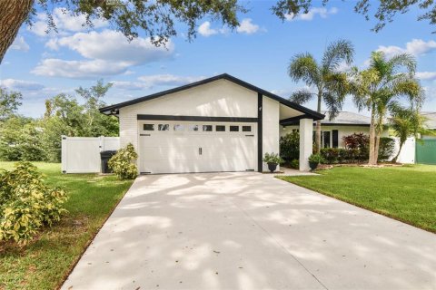 Villa ou maison à vendre à Lutz, Floride: 3 chambres, 138.89 m2 № 1919503 - photo 4