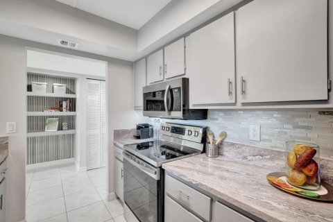 Copropriété à louer à Fort Lauderdale, Floride: 2 chambres, 103.12 m2 № 2191664 - photo 4