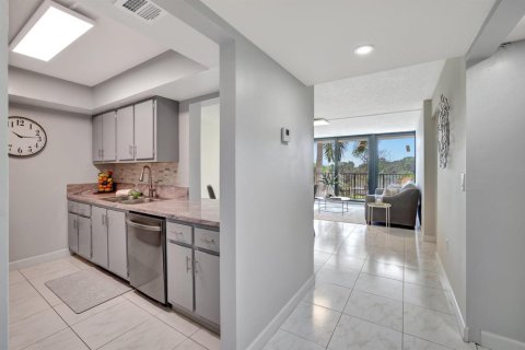 Copropriété à louer à Fort Lauderdale, Floride: 2 chambres, 103.12 m2 № 2191664 - photo 6