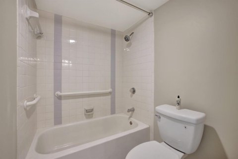 Copropriété à louer à Fort Lauderdale, Floride: 2 chambres, 103.12 m2 № 2191664 - photo 17