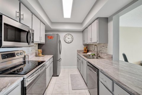 Copropriété à louer à Fort Lauderdale, Floride: 2 chambres, 103.12 m2 № 2191664 - photo 3