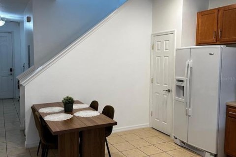 Adosado en venta en Kissimmee, Florida, 3 dormitorios, 121.89 m2 № 2103017 - foto 21