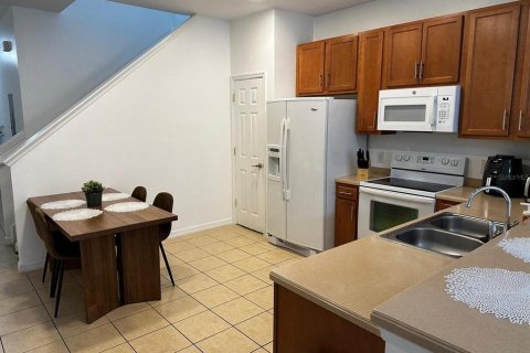 Adosado en venta en Kissimmee, Florida, 3 dormitorios, 121.89 m2 № 2103017 - foto 24