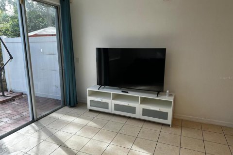 Adosado en venta en Kissimmee, Florida, 3 dormitorios, 121.89 m2 № 2103017 - foto 26