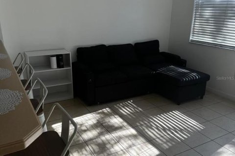Adosado en venta en Kissimmee, Florida, 3 dormitorios, 121.89 m2 № 2103017 - foto 9