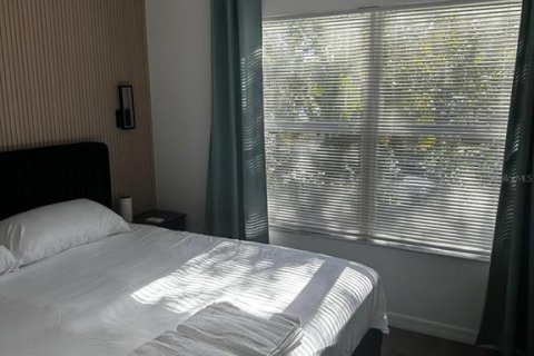 Adosado en venta en Kissimmee, Florida, 3 dormitorios, 121.89 m2 № 2103017 - foto 2