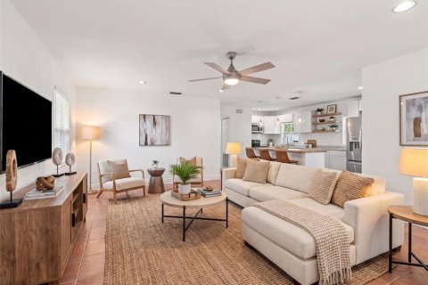Villa ou maison à vendre à Orlando, Floride: 4 chambres, 123.28 m2 № 2431703 - photo 16