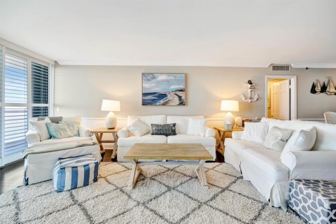 Condo in Jupiter, Florida, 3 bedrooms  № 2158523 - photo 8