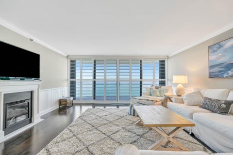 Condo in Jupiter, Florida, 3 bedrooms  № 2158523 - photo 10