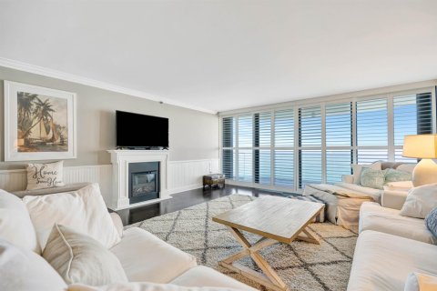 Condo in Jupiter, Florida, 3 bedrooms  № 2158523 - photo 7