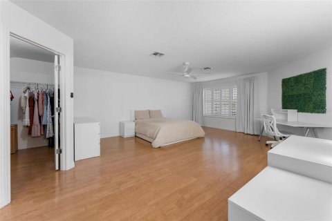 House in Orlando, Florida 5 bedrooms, 305.37 sq.m. № 1795745 - photo 26