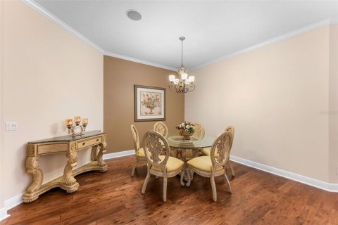 House in Orlando, Florida 5 bedrooms, 305.37 sq.m. № 1795745 - photo 7