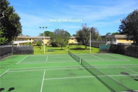 Copropriété à louer à Oakland Park, Floride: 2 chambres, 56.58 m2 № 2031935 - photo 10