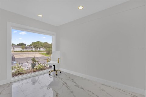 Propiedad comercial en venta en Altamonte Springs, Florida, 141.21 m2 № 2100885 - foto 29
